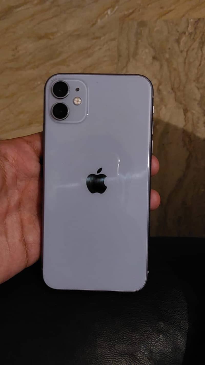 iPhone 11 0