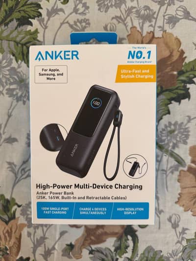 Anker Power Bank 165 watt retractable cables(10000 mah) Battery