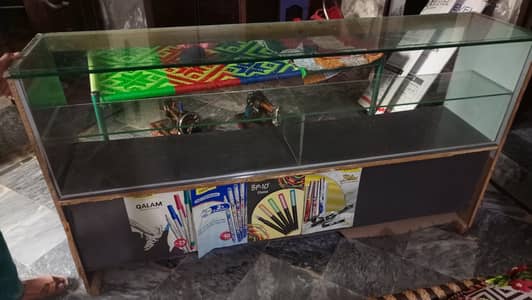 Counter For Sale 6 Foot lambai 8 mm glass