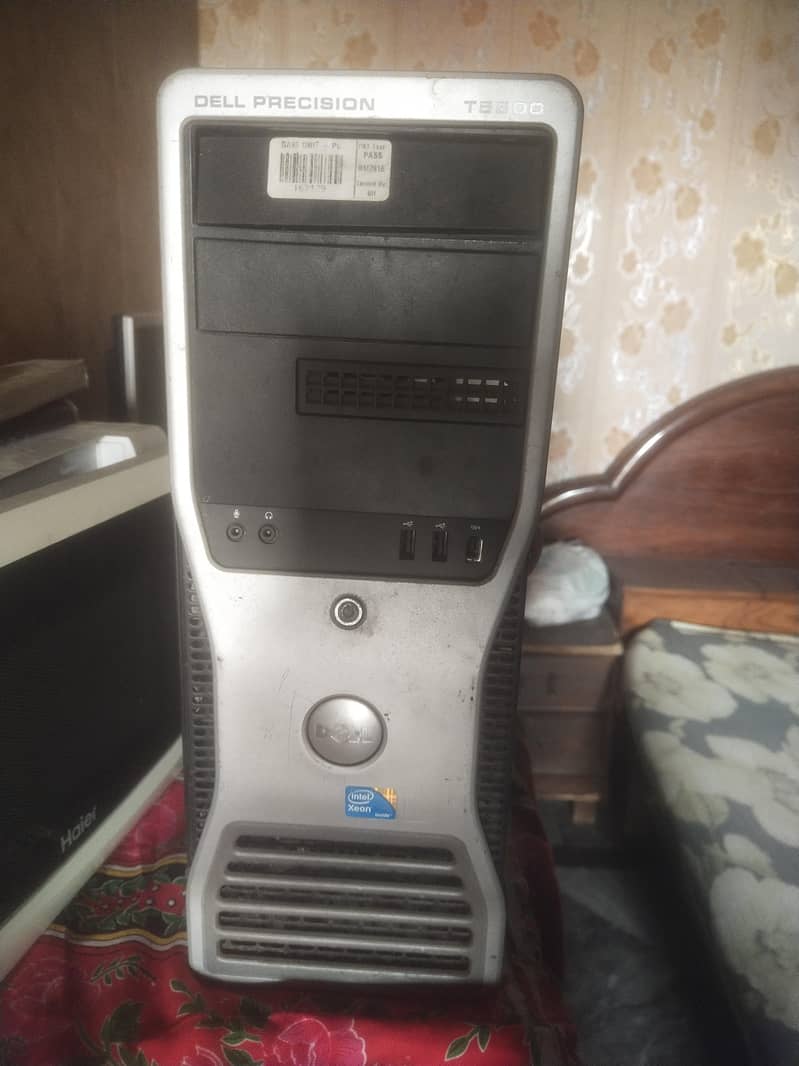 T5500 WORKSTATIONS 1