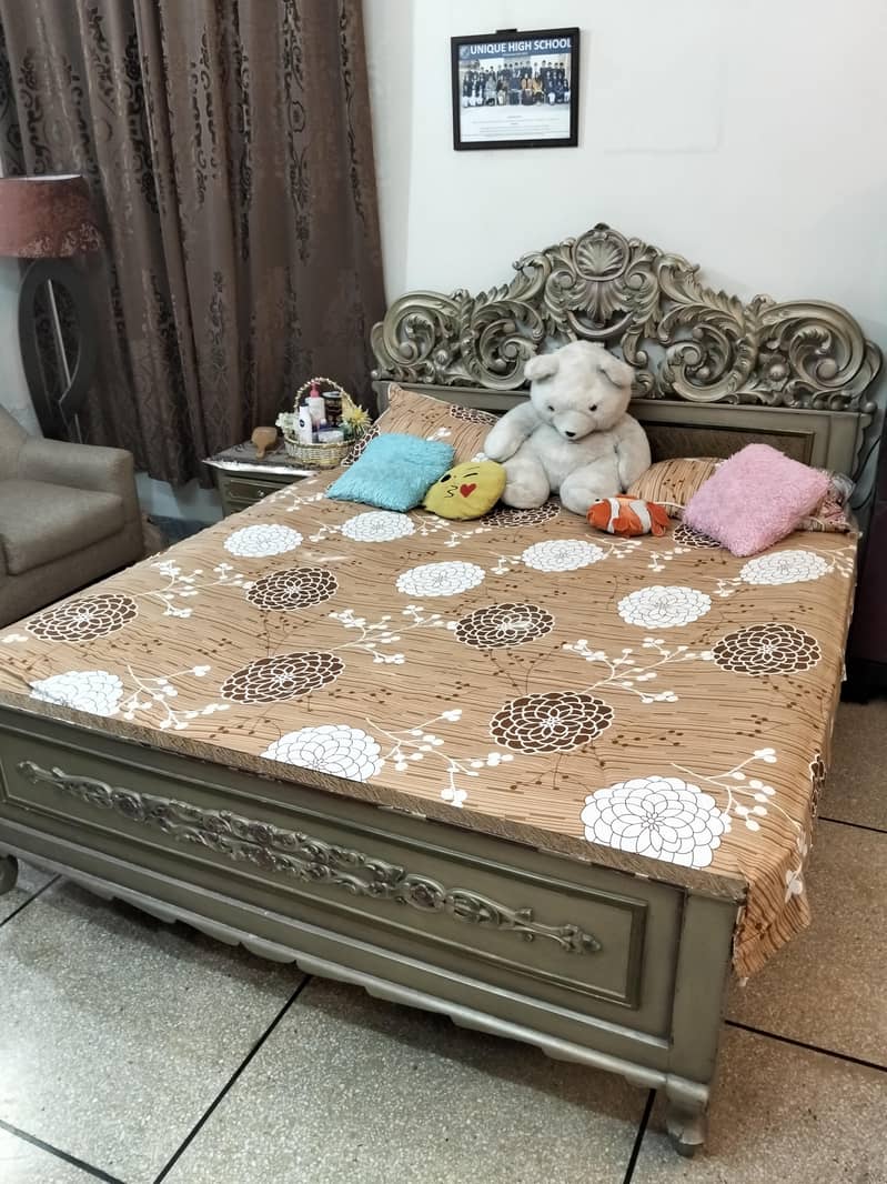double bed solid wood 0