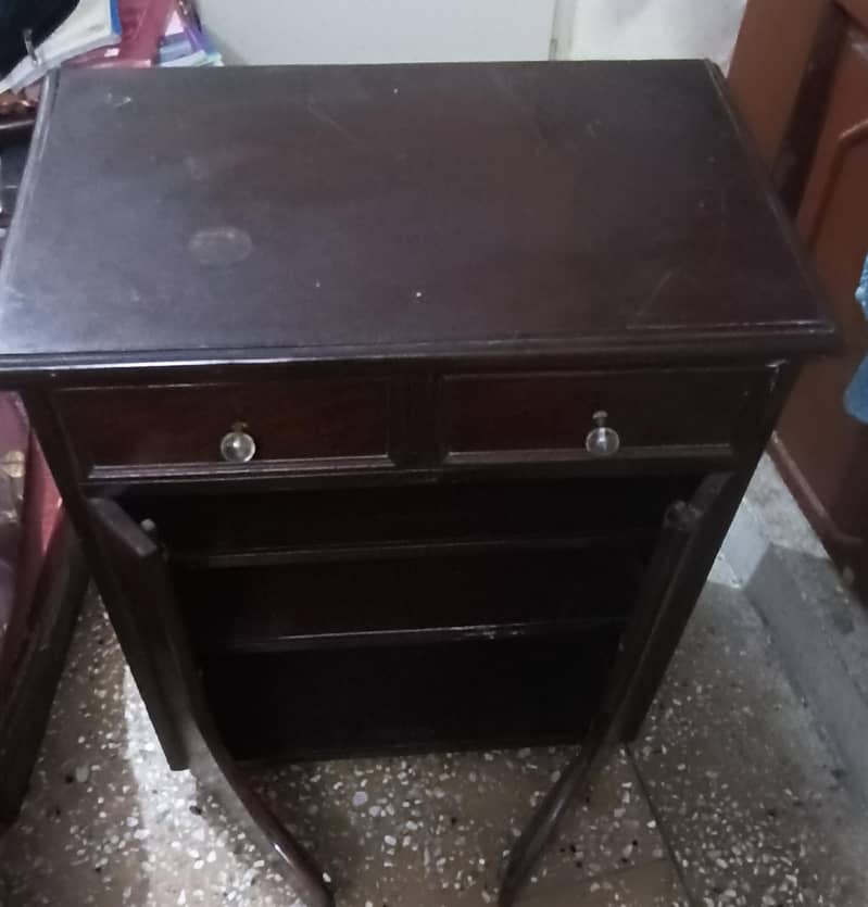 TV trolley 2