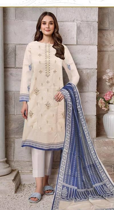 3 pcs women embroidered unistiched suit