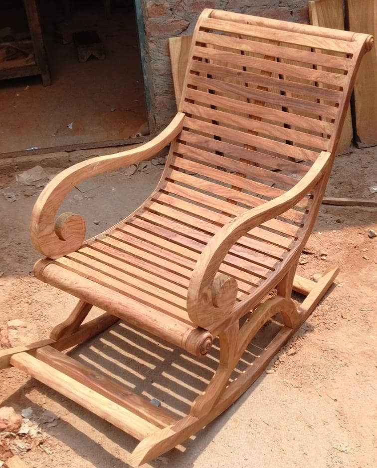 پریمیم کوالٹی ووڈن راکنگ چیئر - ہول سیل ریٹ 0
