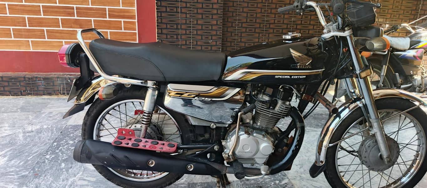 Gold Edition Cg 125 Special Edition Used Honda CG 125 Special
