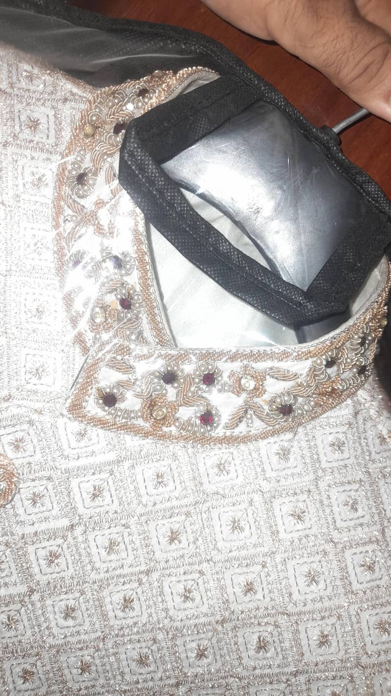 Sherwani 0
