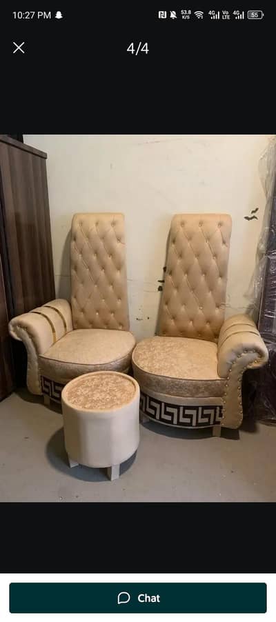 bedroom chairs with round table
