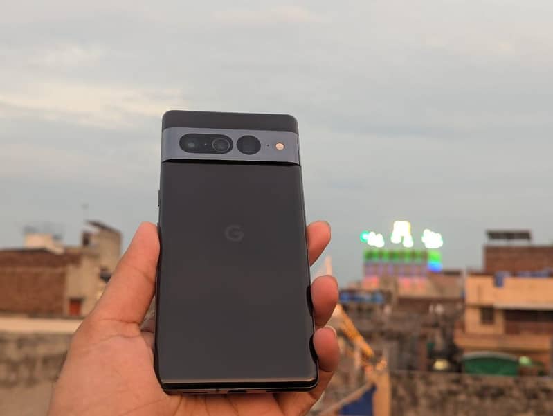 Google pixel 7pro 4