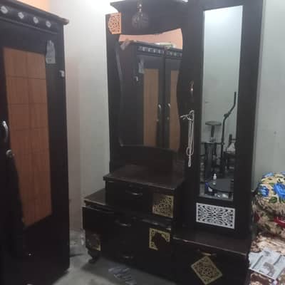 dressing table