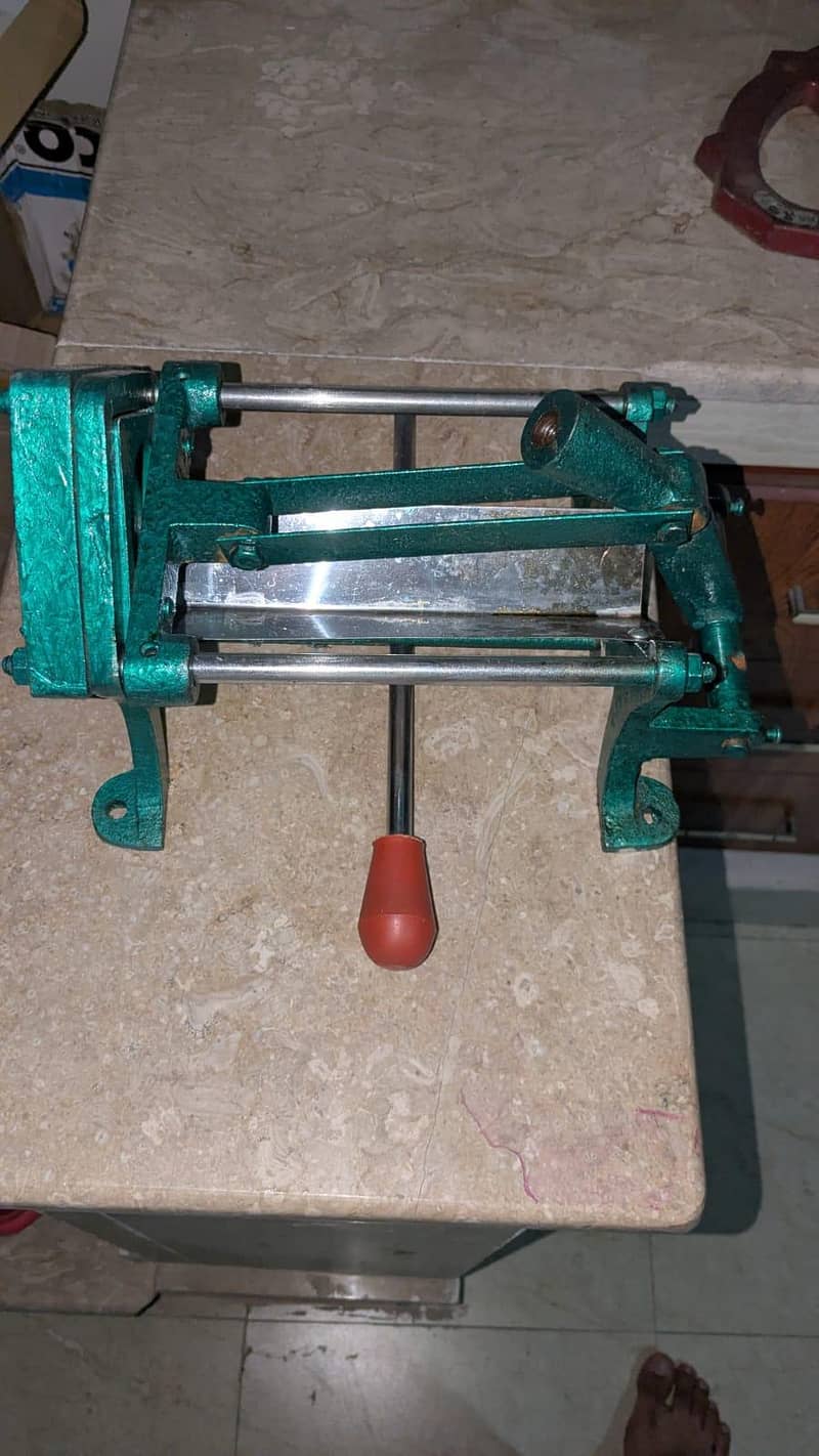 chips cutter 3