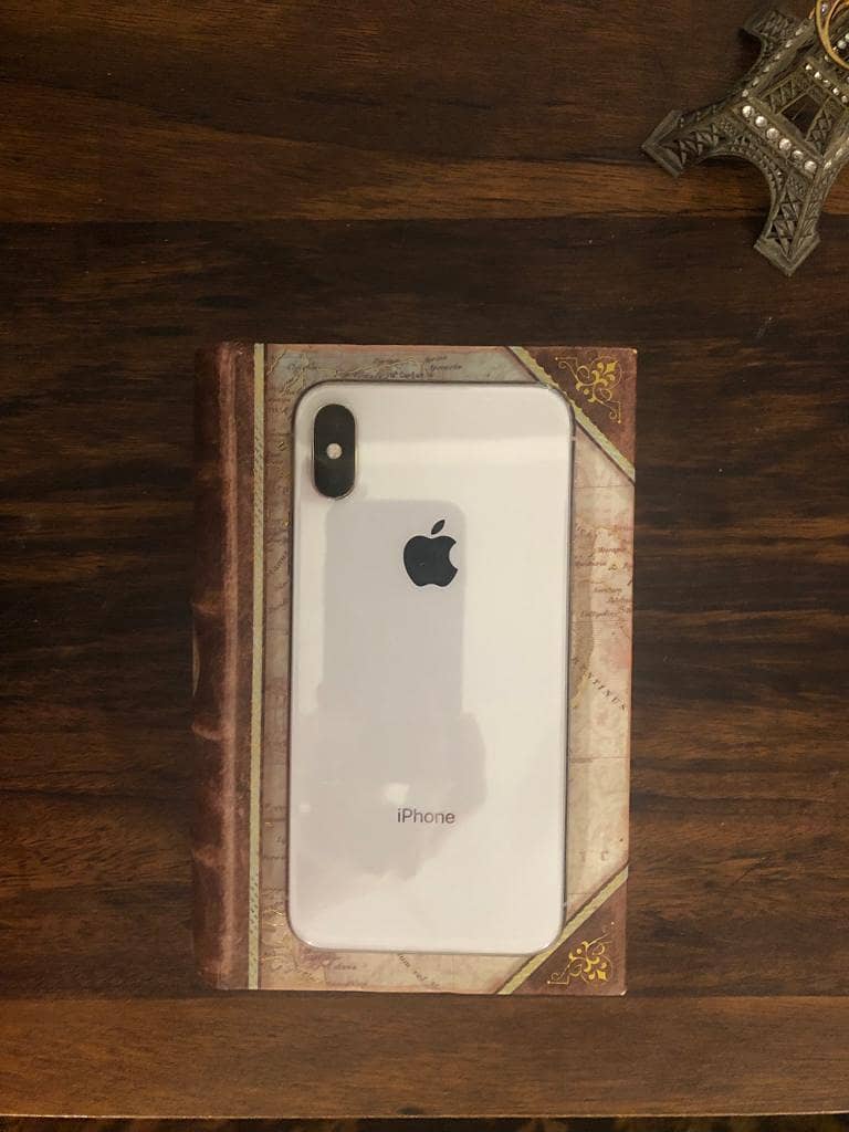 Apple iPhone X 9