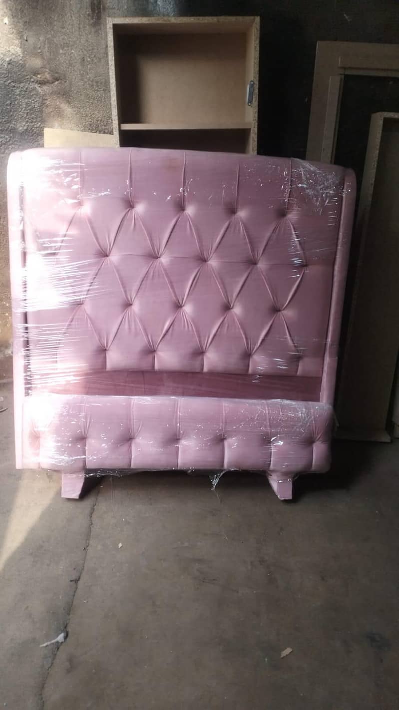 single bed just 18500 فل سوفٹ نرم و ملائم 18