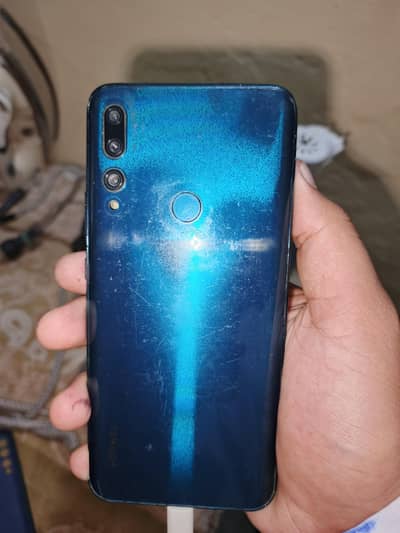 Huawei phone is for sale y9 prime all okay 10 by 9 condition