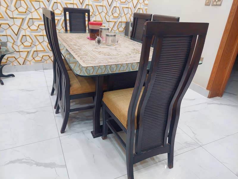 Dinning Table 6