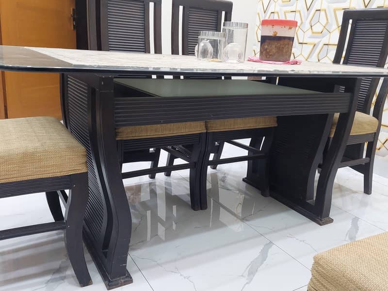 Dinning Table 5
