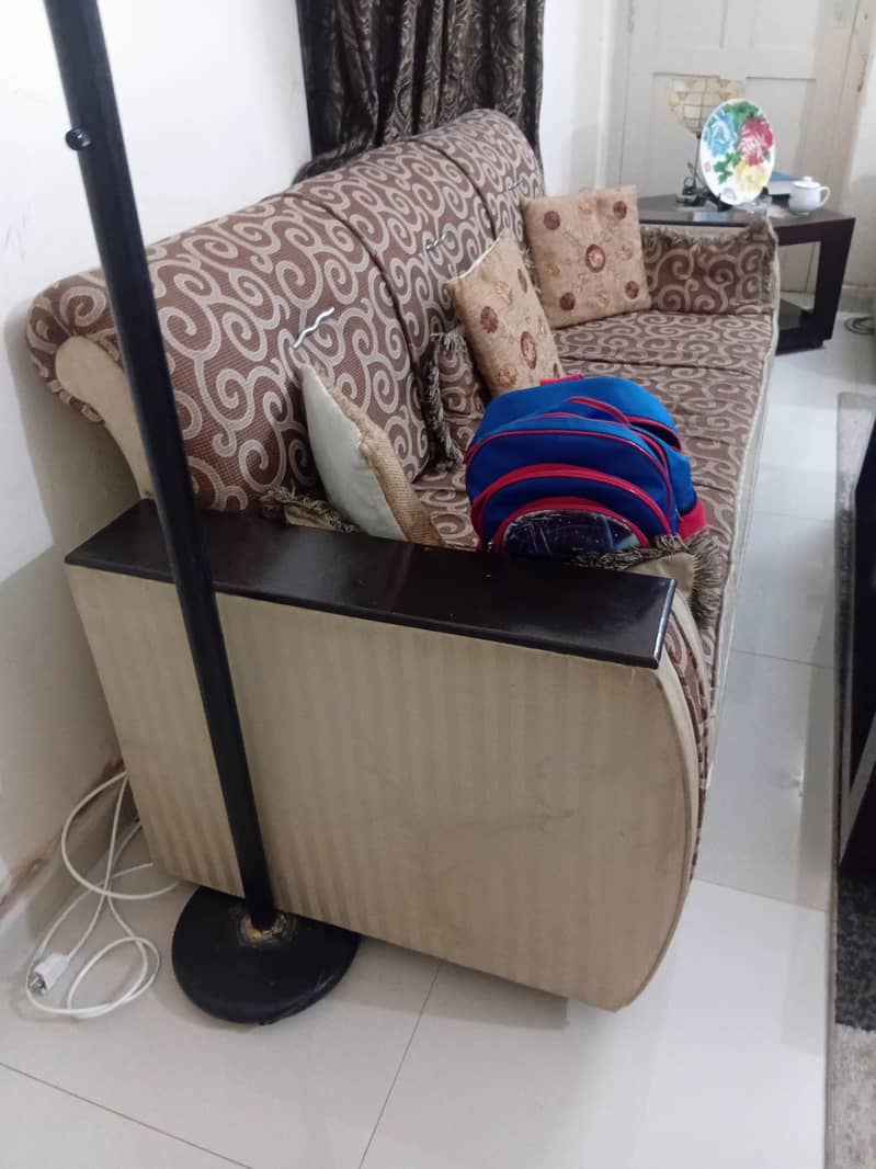 5 seat sofa set with centre table 0
