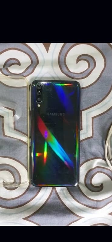 samsung a70 6/128 urgent sale
