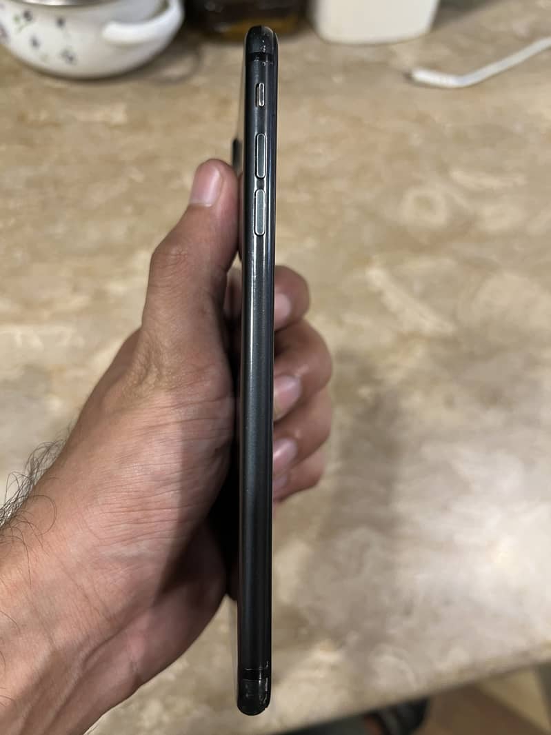 iPhone7plus (pta approved) 2