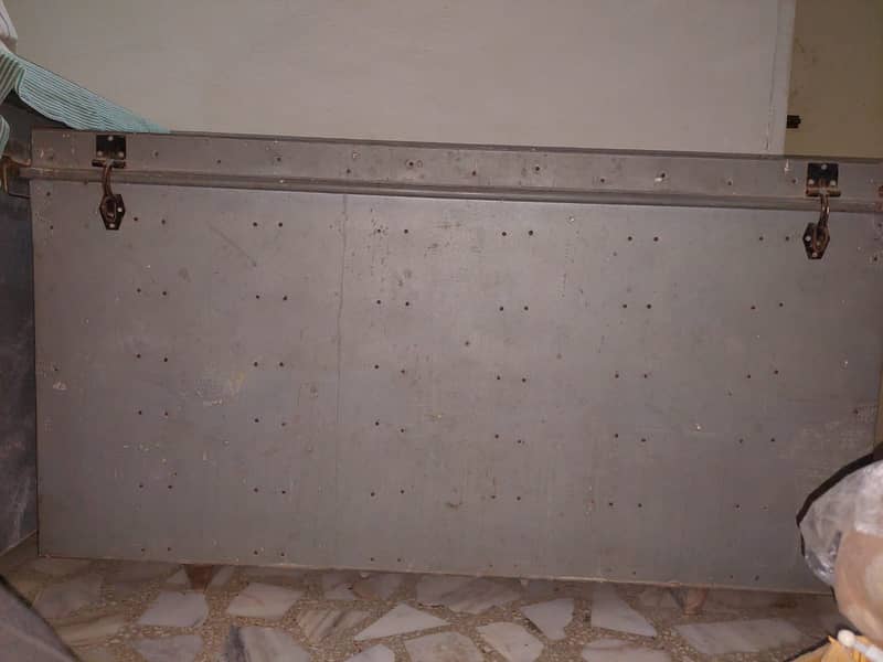 Storage trunk 0