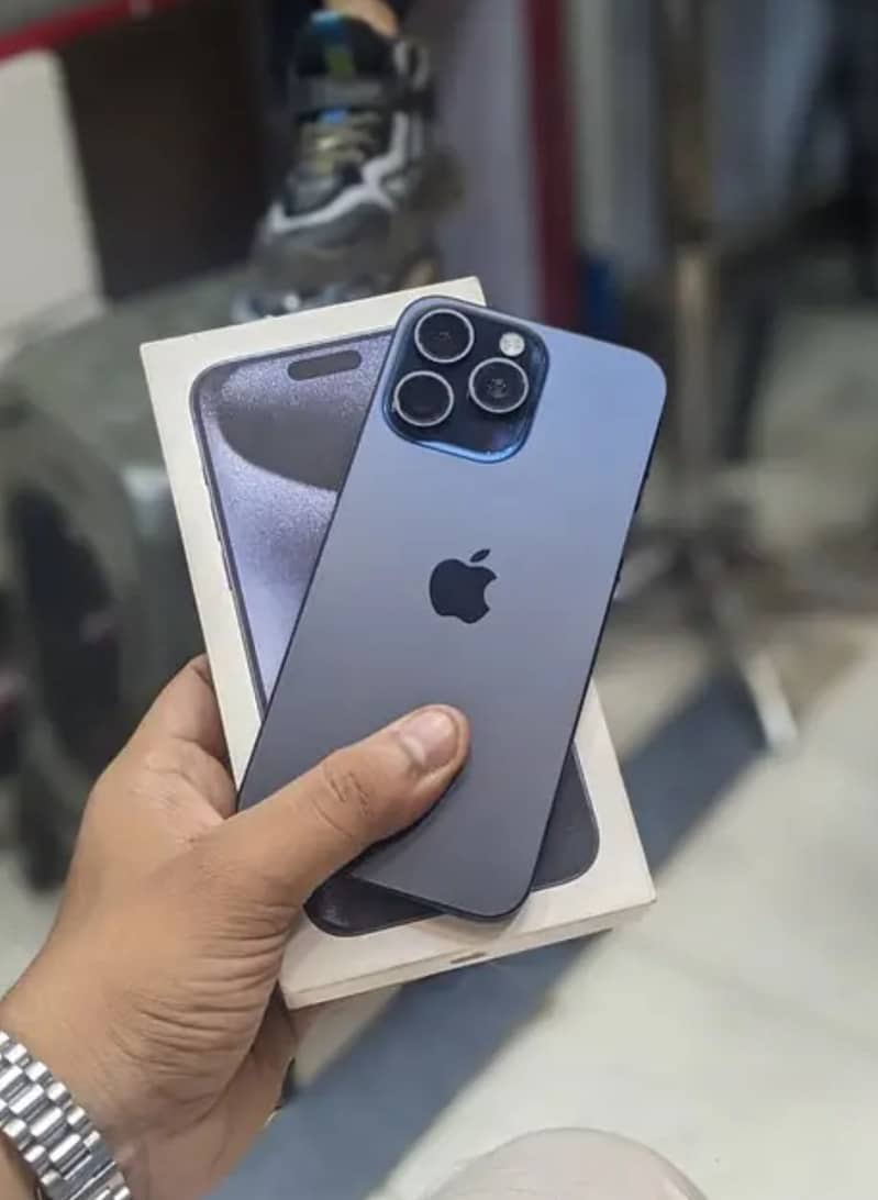 Iphone 16 pro max jv 0