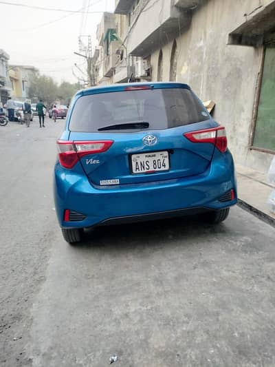 vitz total original  like a new