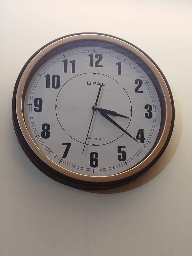 Stylish Wall Clocks 7