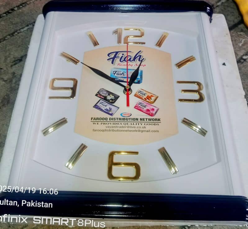 Stylish Wall Clocks 11