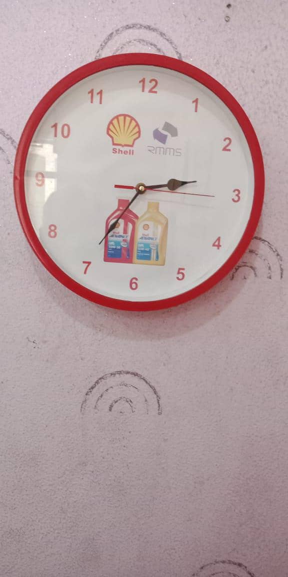 Stylish Wall Clocks 12