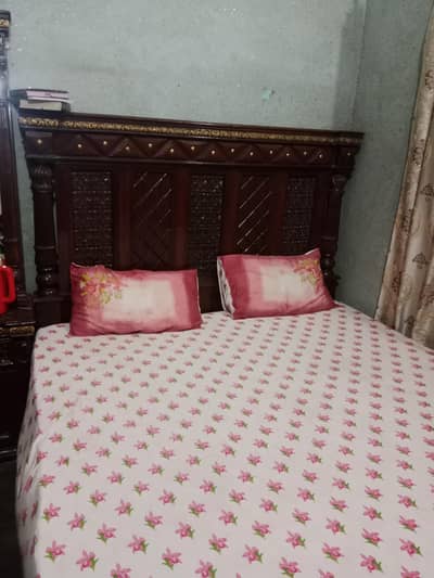 Bed set for sale. . .