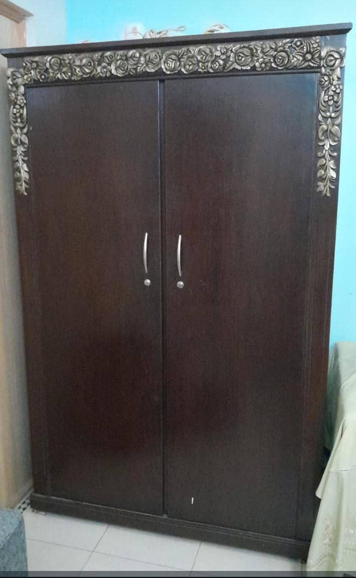 wardrob 0