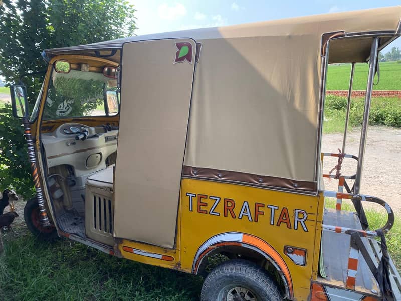 Tez raftar 2022 - Rickshaw & Chingchi - 1106308277