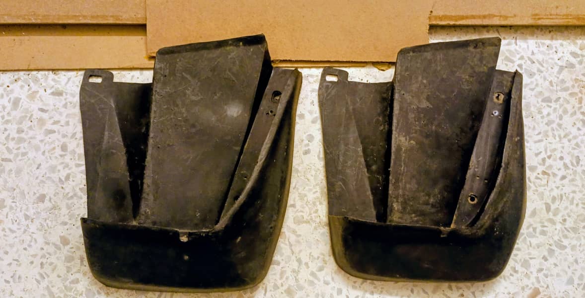 Corner Boots and Mud flaps 2