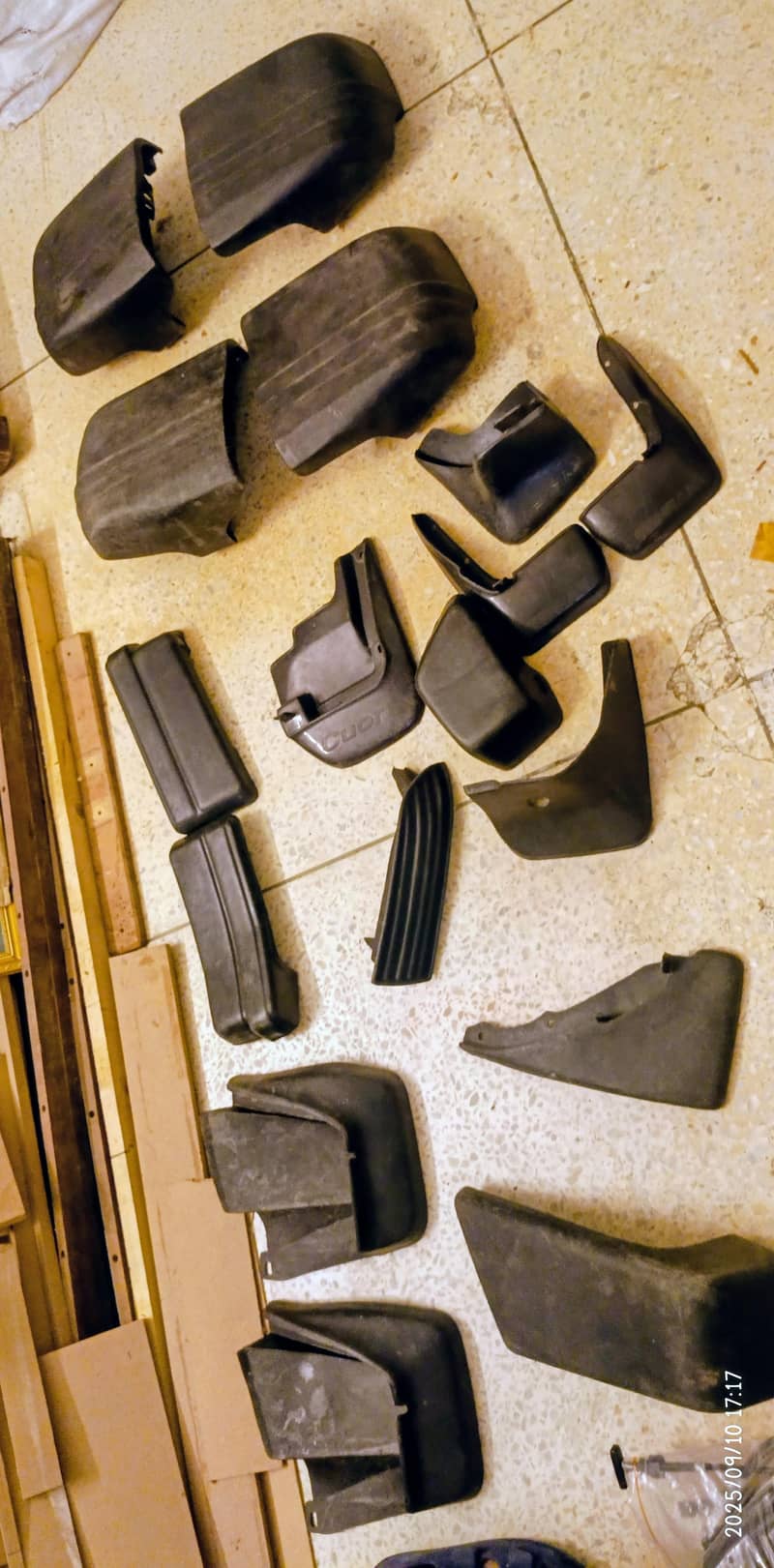 Corner Boots and Mud flaps 3