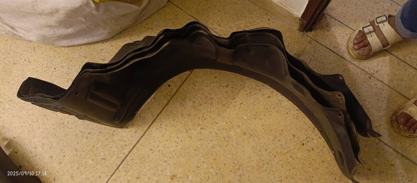 Corner Boots and Mud flaps 4