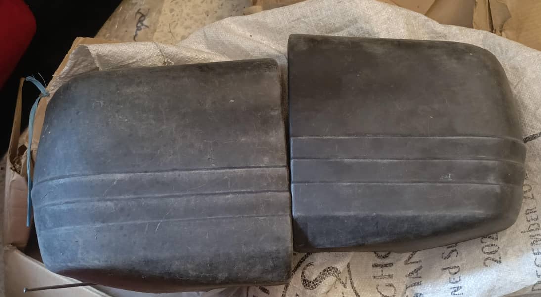 Corner Boots and Mud flaps 11