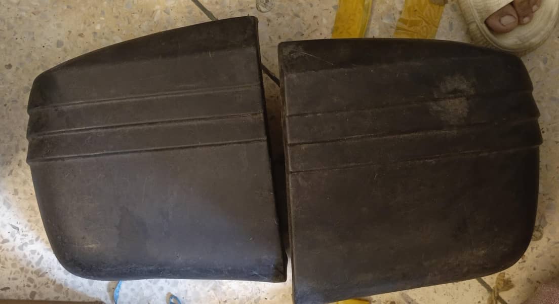 Corner Boots and Mud flaps 12