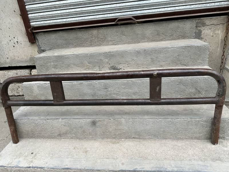 Suzuki Loader Back Stand 1