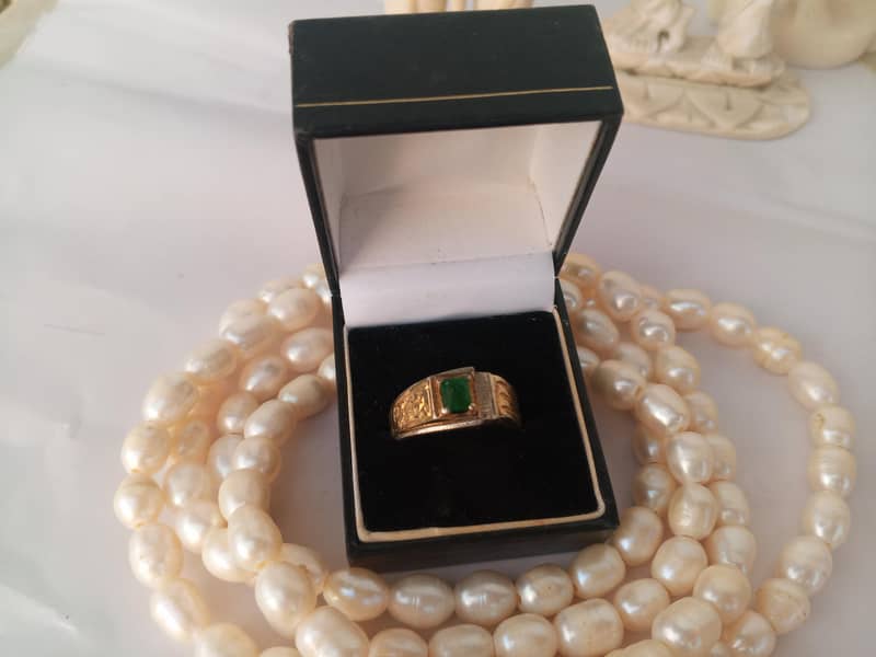 emerald ring 3