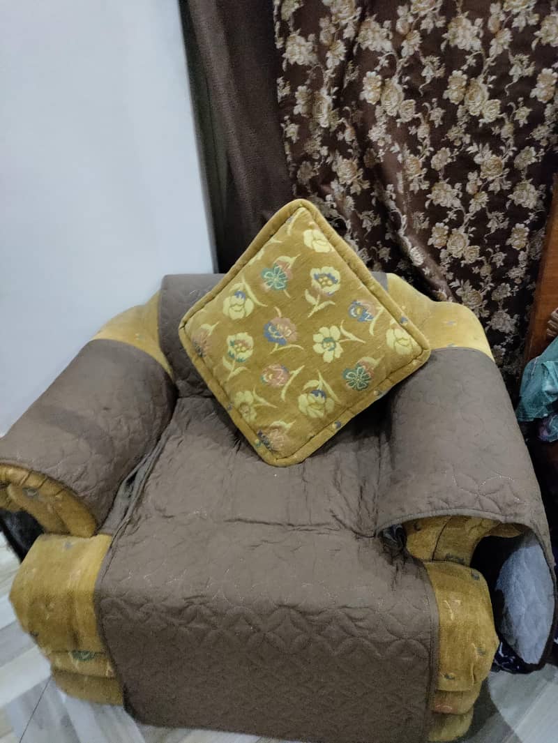 6 Seater sofa set 1