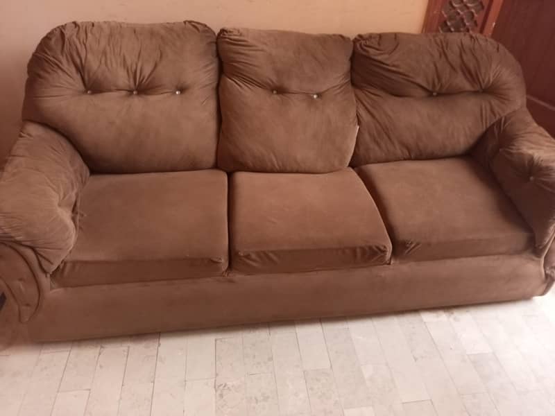 2 Sofa Set 0