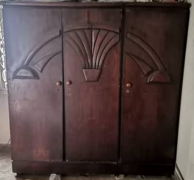 Wooden 3 door cupboard