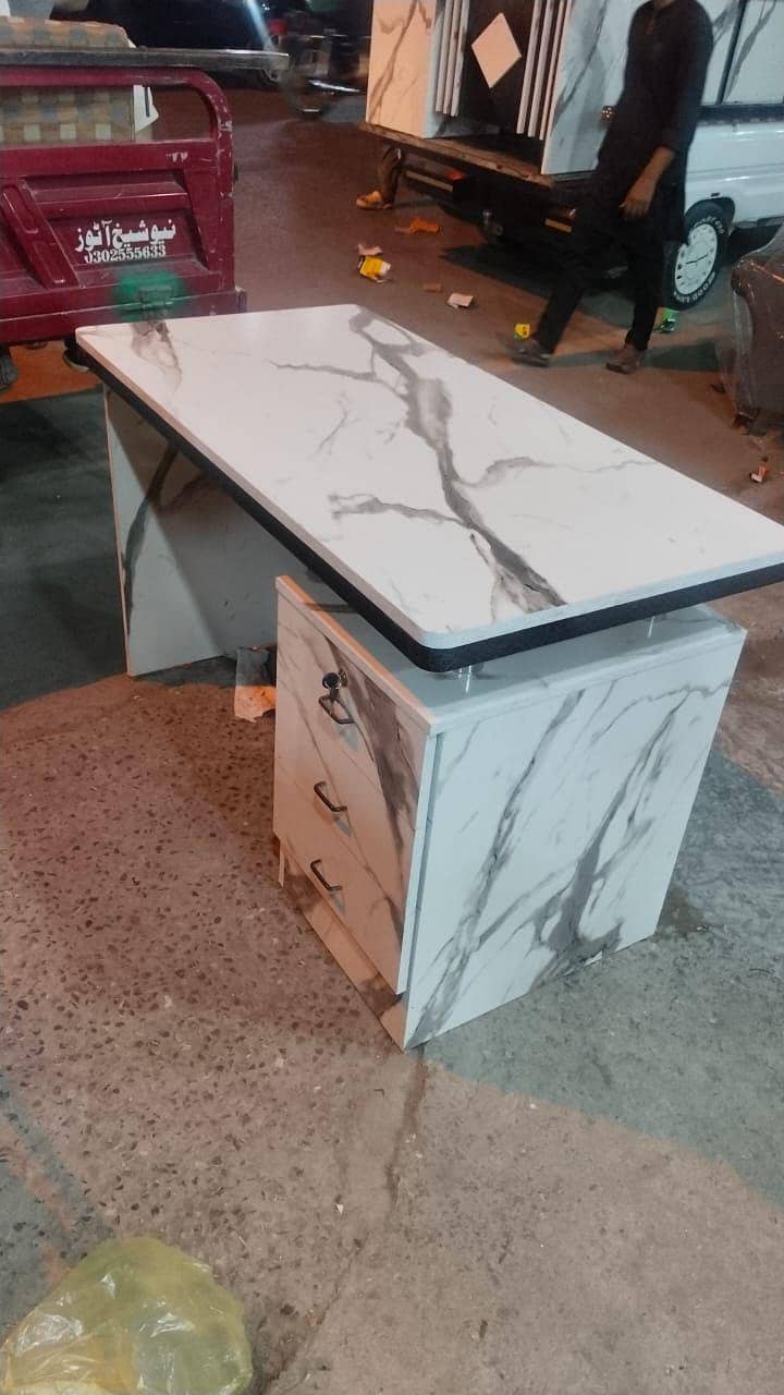 office table best quality 1