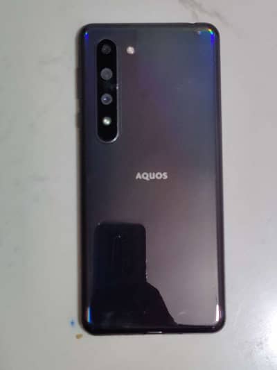 Aquos r5  5G 256/12 10/10 Condition Urgent Sell