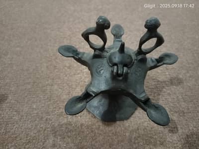 Old Oil Bati. Decorations