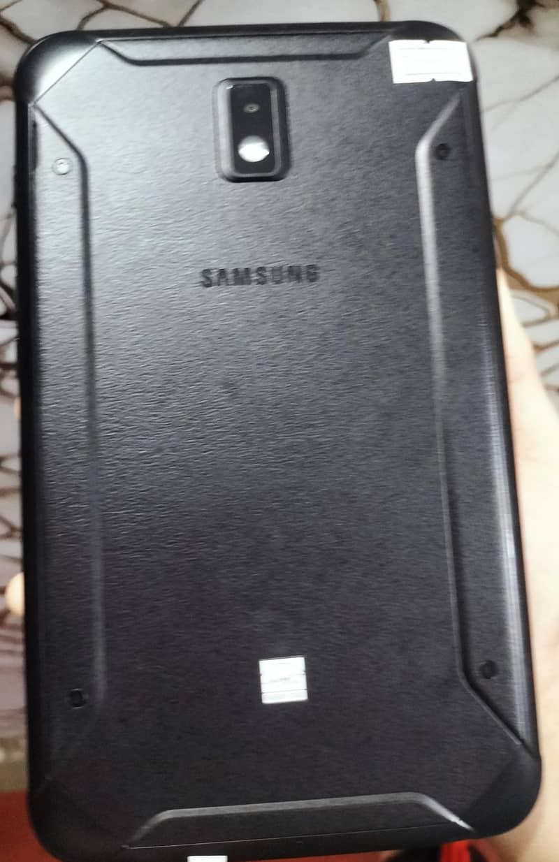 Samsung Galaxy Active 2 tablet 2