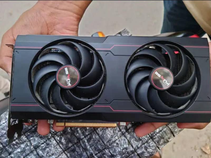 rx 6600 xt with box 0