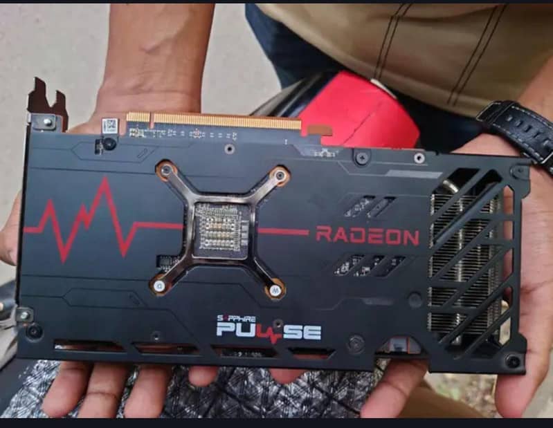 rx 6600 xt with box 1