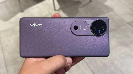 Vivo V40