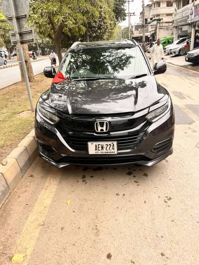Honda vezel 14/17 urgent sale Need cash