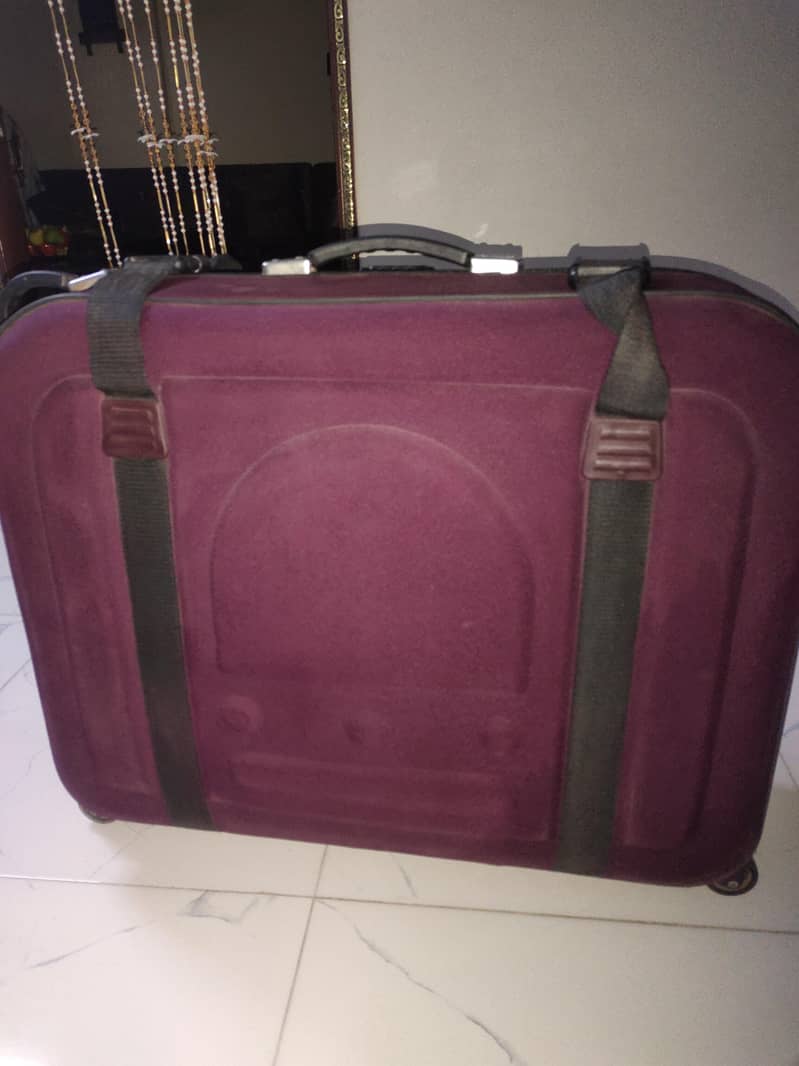 SuitCase full size 2